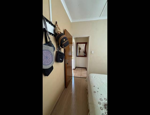 4 BEDROOM FREESTANDING FOR SALE IN ORIENT HEIGHTS